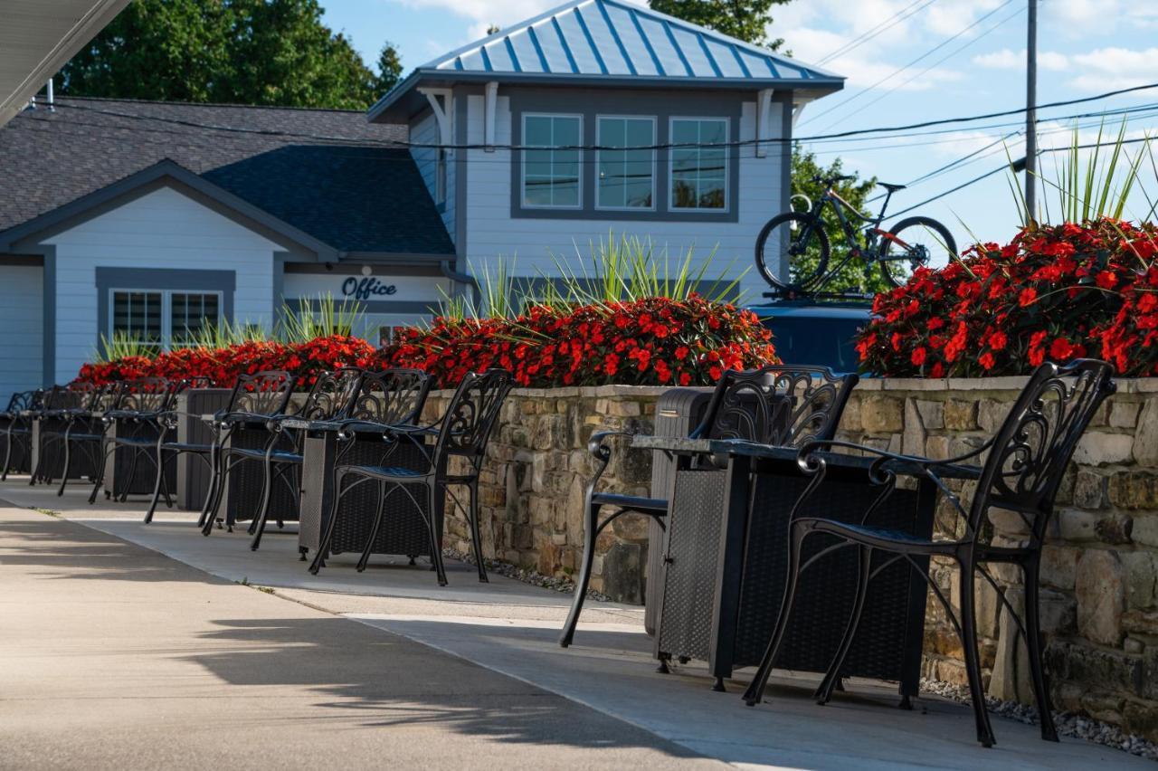 Sister Bay Inn Extérieur photo