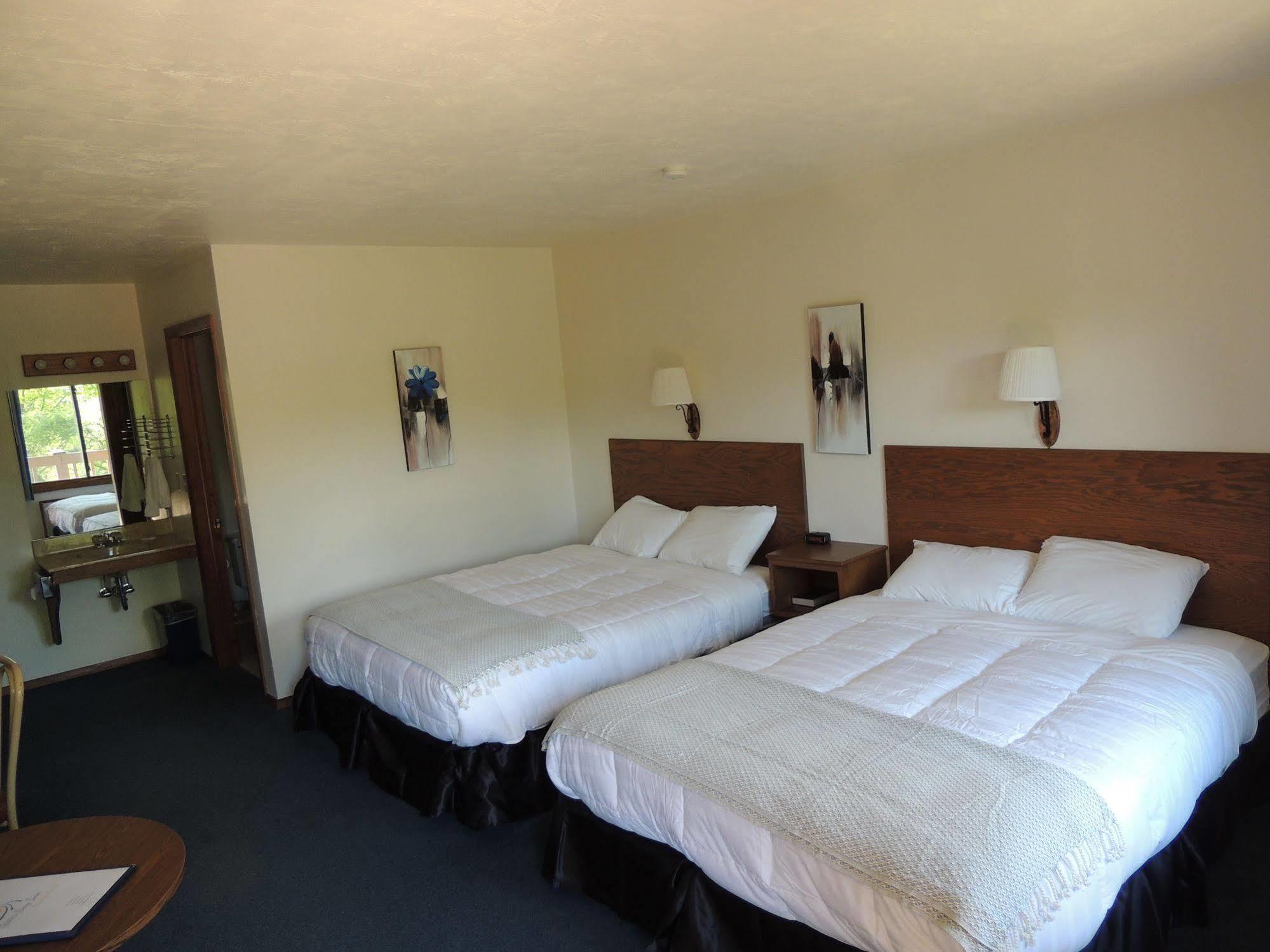 Sister Bay Inn Extérieur photo